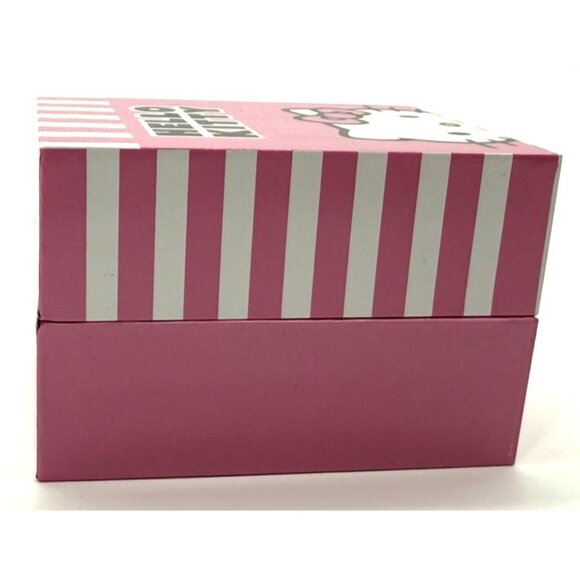 Hello Kitty Pink Wristwatch With Box - Picture 2 of 3